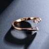 Elegancki pierścień Dora