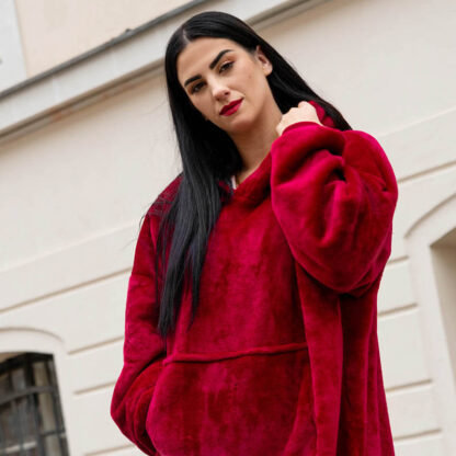 Koc z rękawami SnugHug